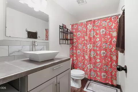 Bath - 16801 Gross Dr, Bend, OR 97707 photo 2 of 2