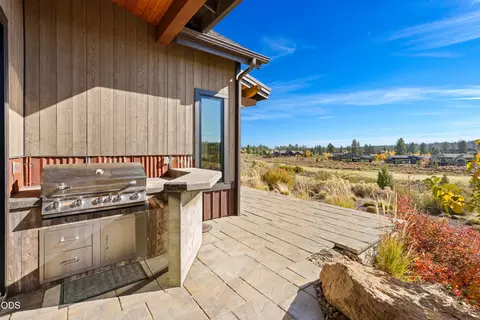 Other - 19167 Cartwright Ct, Bend, OR 97702 photo 11 of 18