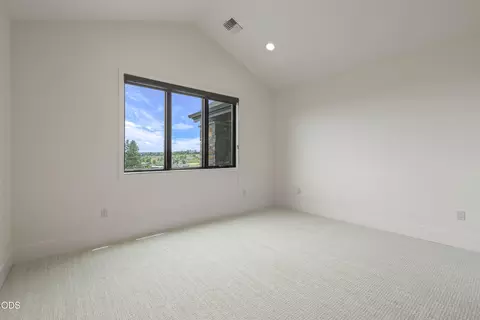 Bedroom - 19167 Cartwright Ct, Bend, OR 97702 photo 5 of 6