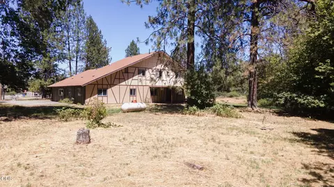 Exterior - 925 Meadow View Dr, Williams, OR 97544 photo 15 of 15