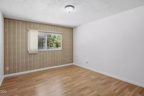 Bedroom - 925 Meadow View Dr, Williams, OR 97544 photo 1 of 6