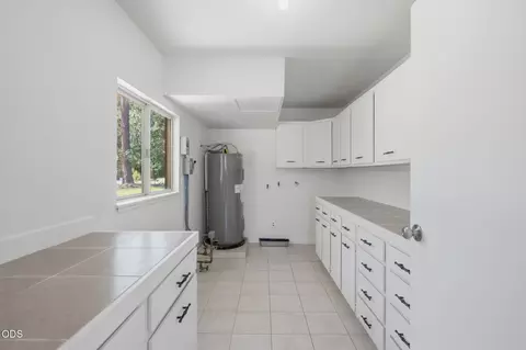 Other - 925 Meadow View Dr, Williams, OR 97544 photo 3 of 22