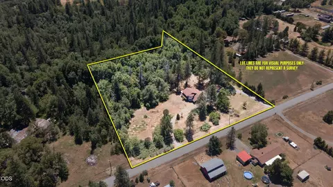 View/Area - 925 Meadow View Dr, Williams, OR 97544 photo 3 of 4