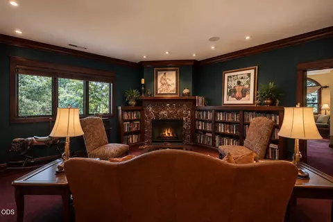 Other - 67480 Cloverdale Rd, Bend, OR 97703 photo 6 of 24