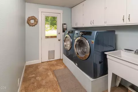 Other - 63679 High Standard Dr, Bend, OR 97701 photo 2 of 7