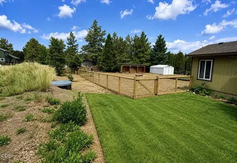 Exterior - 63679 High Standard Dr, Bend, OR 97701 photo 2 of 12