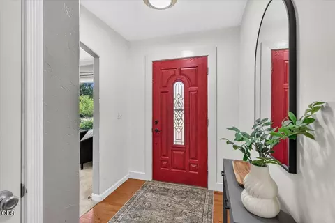 Entry Way - 8027 Evans Creek Rd, Rogue River, OR 97537 photo 1 of 1