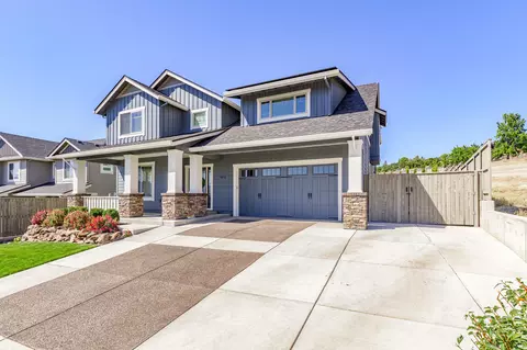 4078 Fieldbrook Ave, Medford, OR 97504