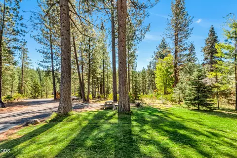 Exterior - 61579 Boulder Rd, Bend, OR 97703 photo 4 of 12