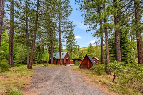 Exterior - 61579 Boulder Rd, Bend, OR 97703 photo 7 of 12