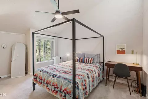 Bedroom - 16693 Wagon Trl, Bend, OR 97707 photo 3 of 4