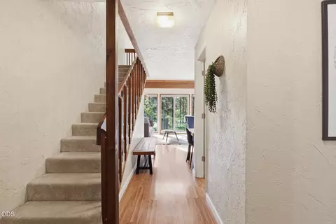 Entry Way - 16693 Wagon Trl, Bend, OR 97707 photo 2 of 3