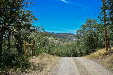 1956 Worthington Rd, Eagle Point, OR 97524 photo 41