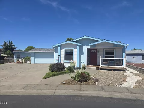 555 Freeman Rd #266, Central Point, OR 97502