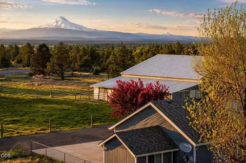 3099 NW Williams Way, Redmond, OR 97756