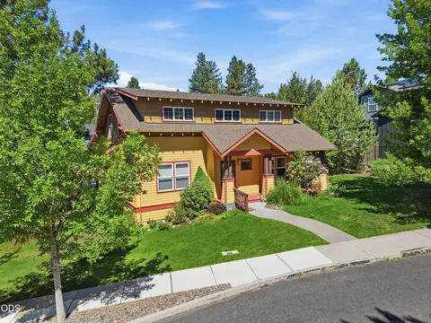2331 NW Awbrey Rd, Bend, OR 97703