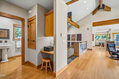 Entry Way - 57733 Wallowa Loop, Sunriver, OR 97707 photo 3 of 7