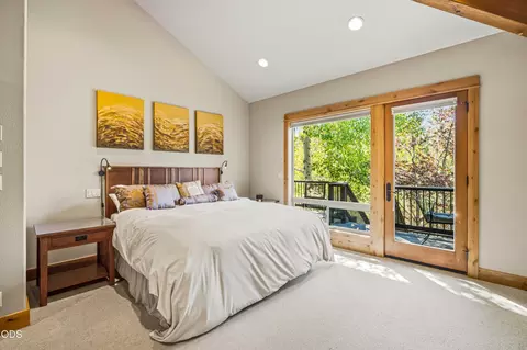 Bedroom - 57733 Wallowa Loop, Sunriver, OR 97707 photo 1 of 6