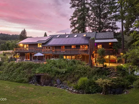 8489 Redwood Hwy, Wilderville, OR 97543