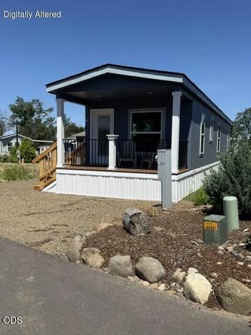 1 Corral Ln #SP 35, Ashland, OR 97520