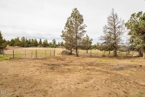 Exterior - 22305 Neff Rd, Bend, OR 97701 photo 10 of 16