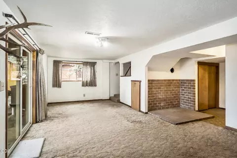 Living - 22305 Neff Rd, Bend, OR 97701 photo 8 of 8
