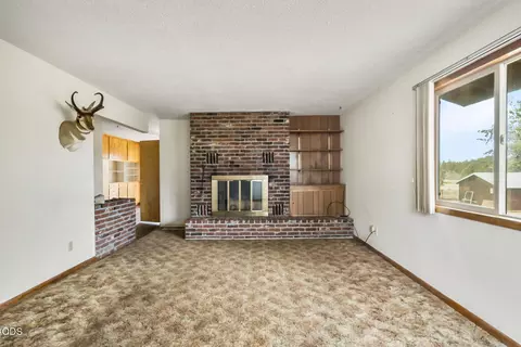 Living - 22305 Neff Rd, Bend, OR 97701 photo 4 of 8