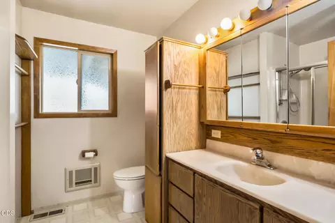 Bath - 22305 Neff Rd, Bend, OR 97701 photo 1 of 2