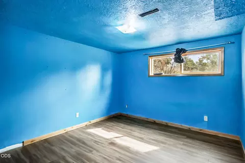 Bedroom - 22305 Neff Rd, Bend, OR 97701 photo 5 of 5