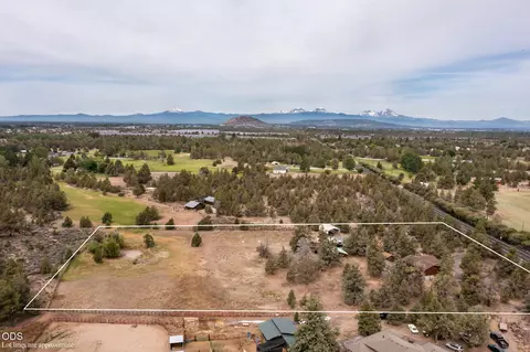 View/Area - 22305 Neff Rd, Bend, OR 97701 photo 5 of 6