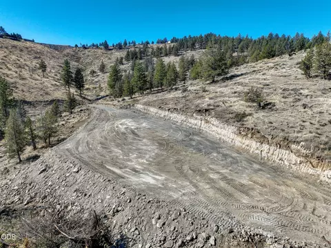 sw dynomite lane, Culver, OR 97734