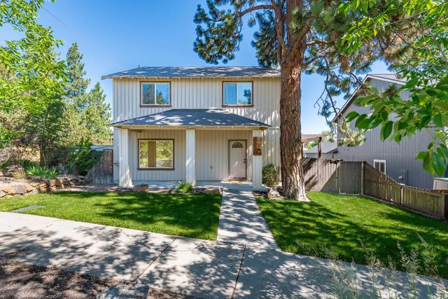 20000 Sorrento Pl, Bend, OR 97702