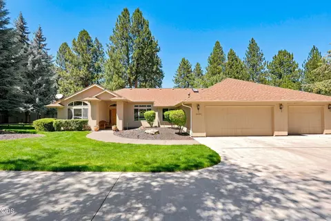 20490 Timberline Ct, Bend, OR 97702
