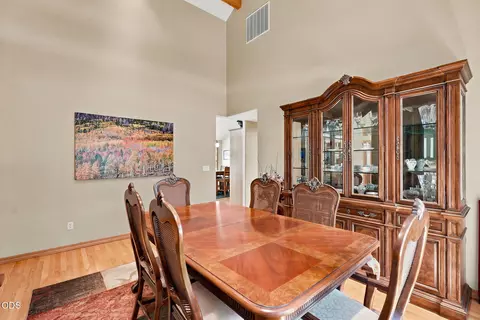 Dining - 20490 Timberline Ct, Bend, OR 97702 photo 3 of 3
