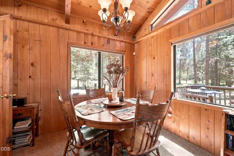 Dining - 15512 6th St, La Pine, OR 97739 photo 1 of 4