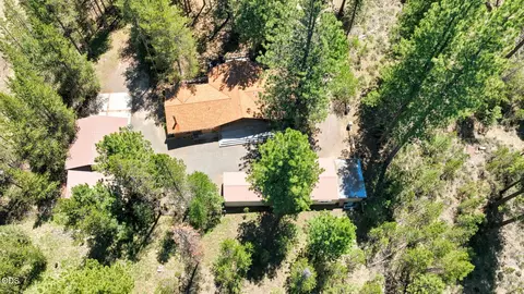 View/Area - 15512 6th St, La Pine, OR 97739 photo 1 of 17