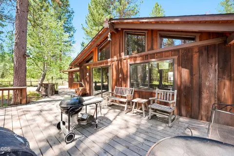 Exterior - 15512 6th St, La Pine, OR 97739 photo 4 of 14