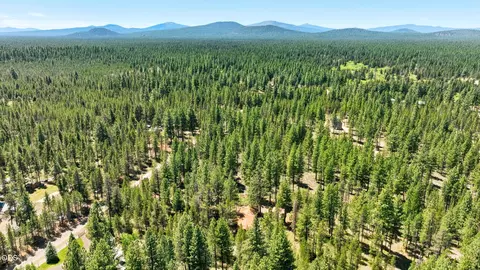 View/Area - 15512 6th St, La Pine, OR 97739 photo 10 of 17