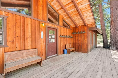 Exterior - 15512 6th St, La Pine, OR 97739 photo 11 of 14