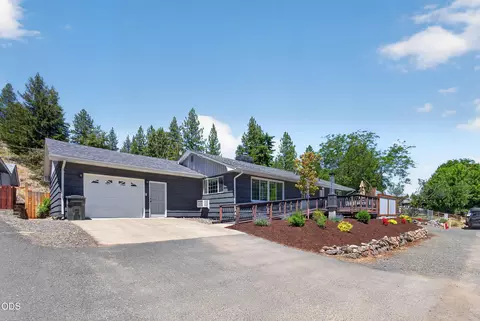 203 N Humbolt St, Canyon City, OR 97820