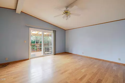 Living - 60865 Raintree Dr, Bend, OR 97701 photo 5 of 7