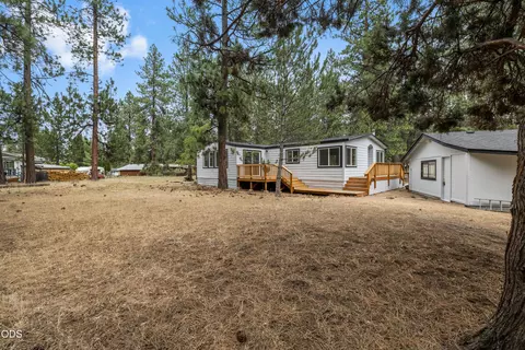 61057 Chuckanut Dr, Bend, OR 97702 photo 40