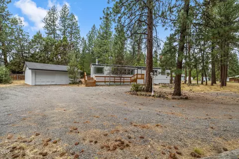 61057 Chuckanut Dr, Bend, OR 97702 photo 8