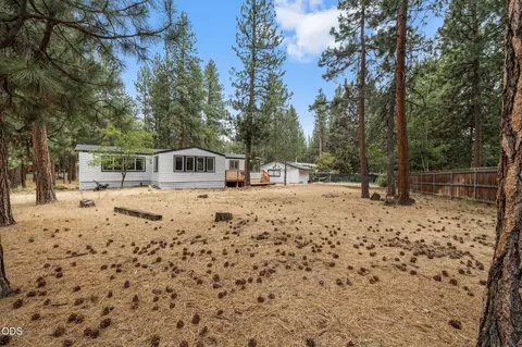 61057 Chuckanut Dr, Bend, OR 97702 photo 39