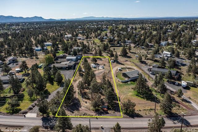 13587 SW Cinder Dr, Terrebonne, OR 97760