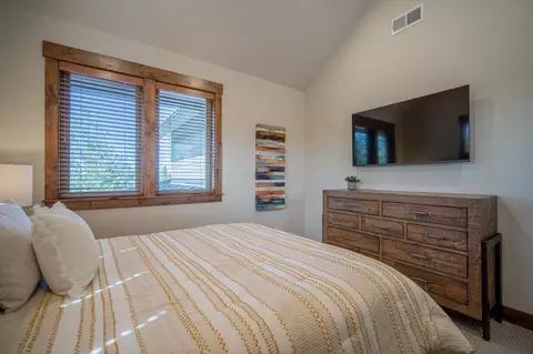 Bedroom - 56964 Dancing Rock Loop #LOT 97, Bend, OR 97707 photo 12 of 14