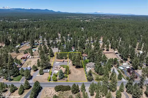 19572 Apache Rd, Bend, OR 97702