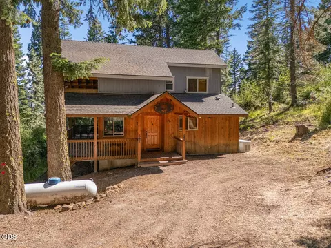 27458 Rocky Point Rd, Klamath Falls, OR 97601