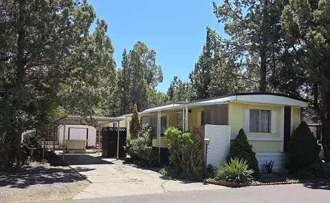 2200 NE Highway 20 St UNIT 29, Bend, OR 97701