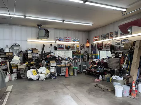 Other - 23348 Chisholm Trl, Bend, OR 97702 photo 10 of 10